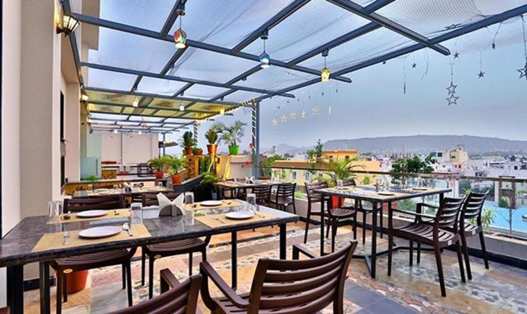 Fabhotel Prime Shree Dev Prime Udaipur Exteriör bild
